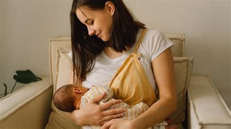"How Long is Too Long to Breastfeed?" 4 OIP 2024 11 02T083925.524 1