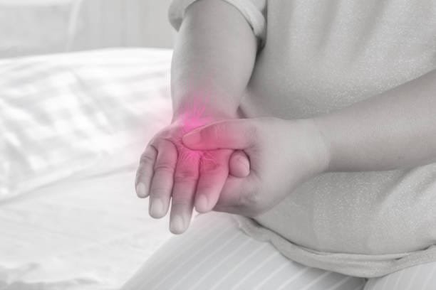 Fibromyalgia: Exploring Causes, Symptoms, and Treatment 2 istockphoto 1194813781 612x612 1