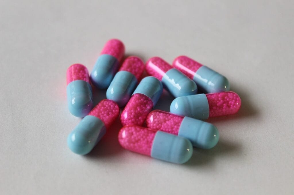 Lomo Fen Medication: Uses, Types, Formulation, Pros, and Cons 4 medicine 2449607 1280 1